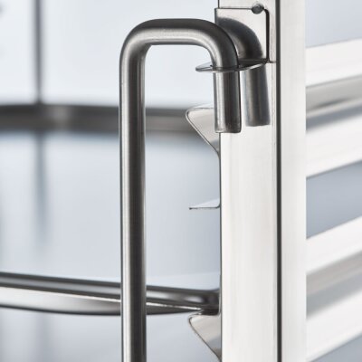 STALGAST Tablettwagen aus Edelstahl, passend für 14 x GN 1/2, 590 x 670 x 1735 mm (BxTxH)