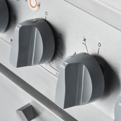 STALGAST Gasherd ECO 4 Brenner mit Elektro-Heißluftofen (600 x 400 mm / GN 1/1) Serie 700 ND - G20, 4-Brenner (4x3,5 kW)