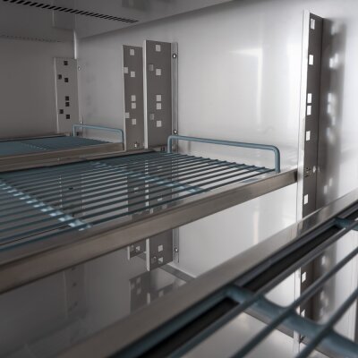 STALGAST Starline Kühltisch, 3-türgig, GN 1/1