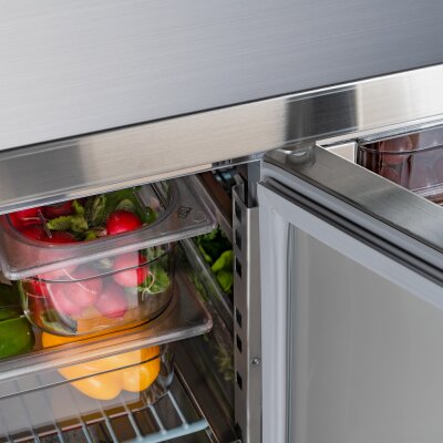 STALGAST Starline Kühltisch, 3-türgig, GN 1/1